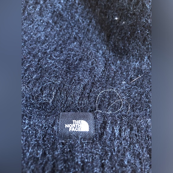 The North Face Beanie - Picture 2 of 3